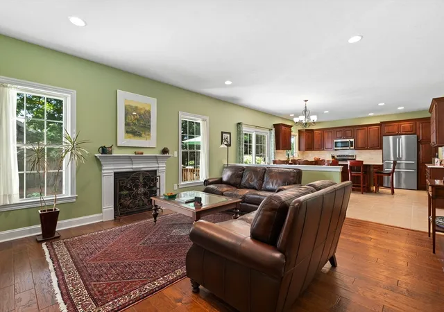 Homes for sale in Milford, MA | 30 Cedarview Cir #30, Milford, MA 01757 | MLS# 73538119