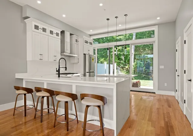 Listing Photo 4 - Condo for sale in building located at 53 Packards Ln, Quincy, MA 02169 - Unit #3