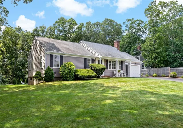 2nd image of 65 Kings Row Dr, South Dennis, MA 02660 | MLS# 73558294