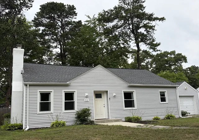 Homes for sale in Springfield, MA | 412 Island Pond Rd, Springfield, MA 01118 | MLS# 73544026