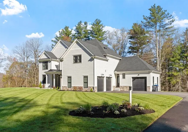 Homes for sale in Hopkinton, MA | 1 Honeybee Pass, Hopkinton, MA 01748 | MLS# 73514725