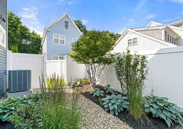 Homes for sale in Winchester, MA | 52 Salem Street #52, Winchester, MA 01890 | MLS# 73549499