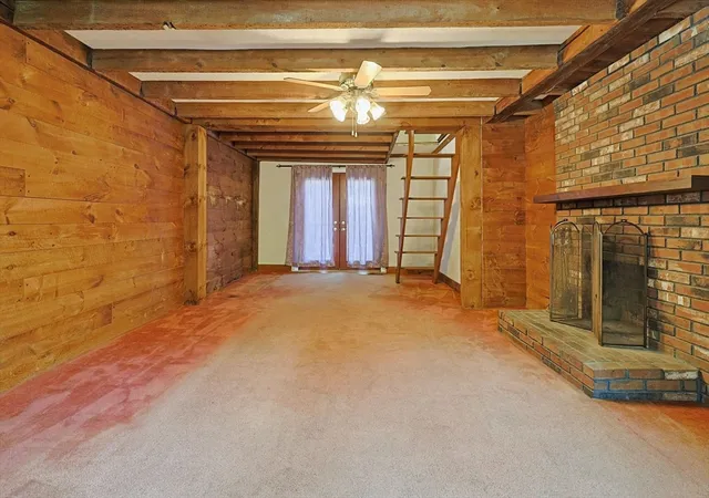 Photo 3 of Single family home for sale at 525 Clark St, Gardner, MA 01440 | MLS# 73562531 | Listing updated on 2026-10-07