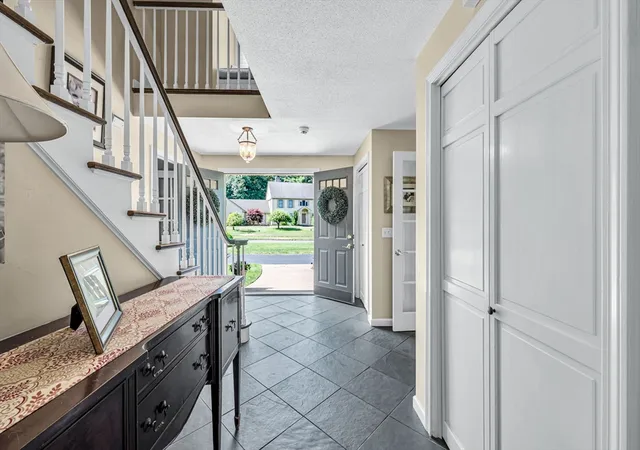 Photo 3 of Sale Pending at 115 Williamsburg Dr, Longmeadow, MA 01106 | MLS# 73550675 | Listing updated on 2026-09-01