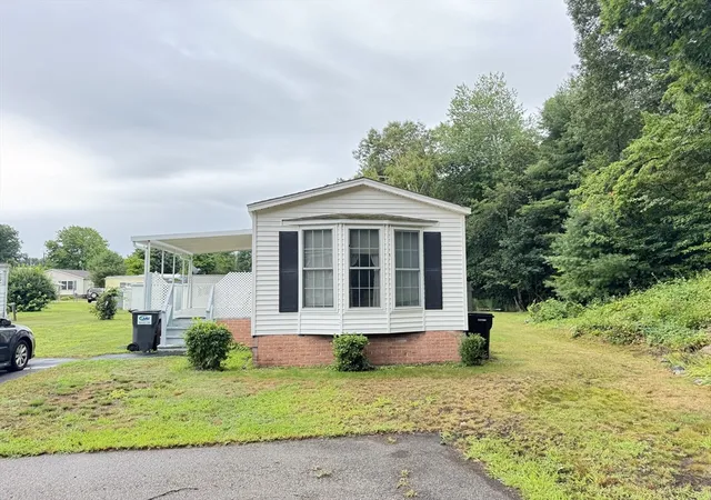 3rd image of 160 Washington Street #57, Plainville, MA 02762 | MLS# 73564577