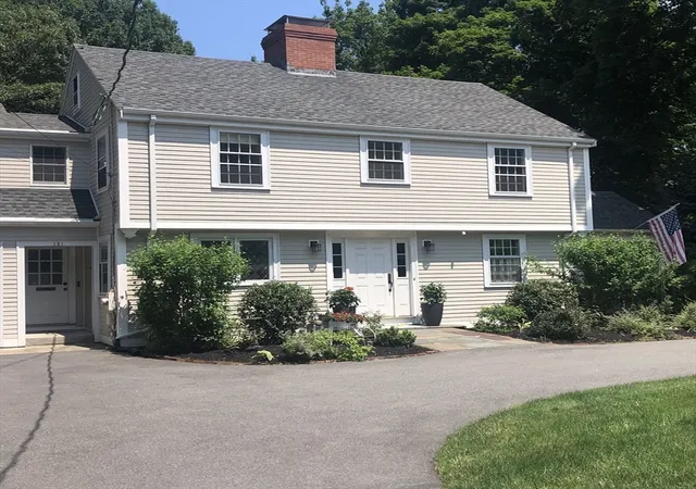 3rd image of 131 Prospect St, Wakefield, MA 01880 | MLS# 73543056