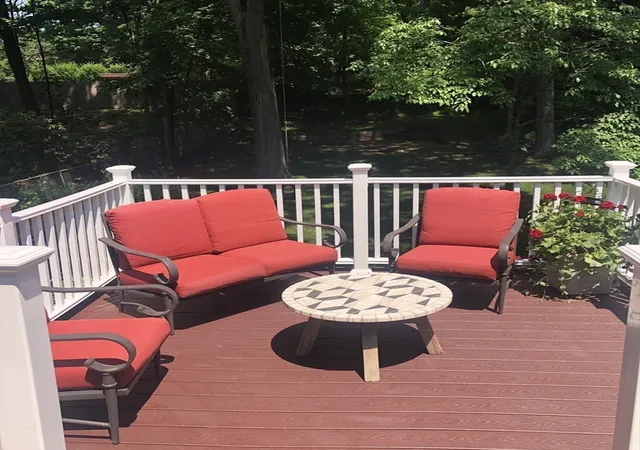 5th image of 131 Prospect St, Wakefield, MA 01880 | MLS# 73543056