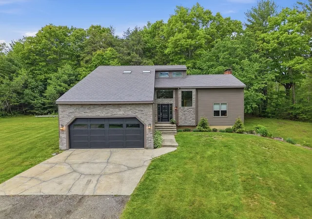 Homes for sale in Oakham, MA | 775 East Hill Road, Oakham, MA 01068 | MLS# 73529539