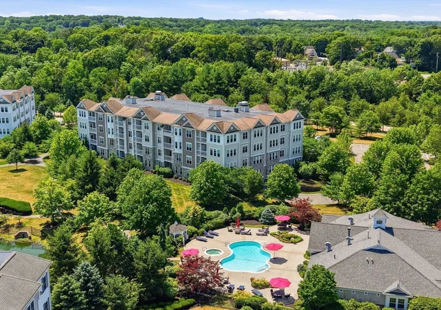 Homes for sale in Braintree, MA | 418 John Mahar Hwy #108, Braintree, MA 02184 | MLS# 73547616
