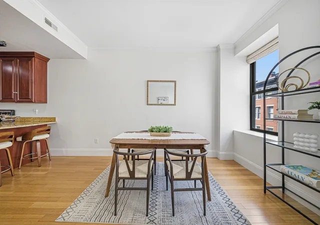 5th image of 55 Temple Pl #4, Boston, MA 02111 | MLS# 73519098