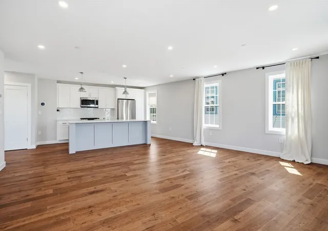 Listing Photo 4 - Condo for sale in building located at 18-20 Crestway Rd, Boston, MA 02128 - Unit #PH5