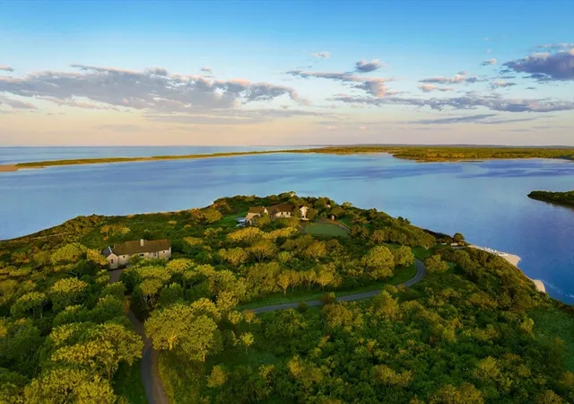 3rd image of 15 Forever Wild Way, Edgartown, MA 02539 | MLS# 73528416
