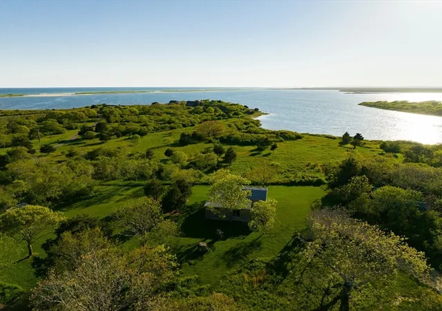 4th image of 15 Forever Wild Way, Edgartown, MA 02539 | MLS# 73528416