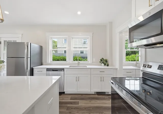 Photo 3 of Single family home for sale at 87 Malden St, Worcester, MA 01606 | MLS# 73536793 | Listing updated on 2026-09-20