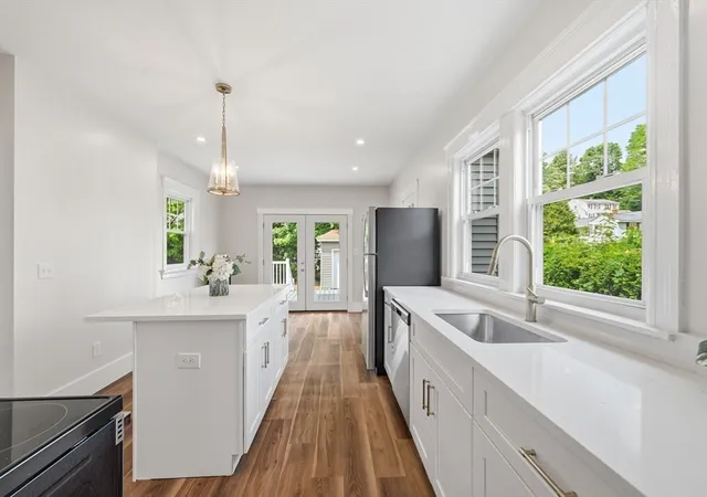 Photo 4 of Single family home for sale at 87 Malden St, Worcester, MA 01606 | MLS# 73536793 | Listing updated on 2026-09-20