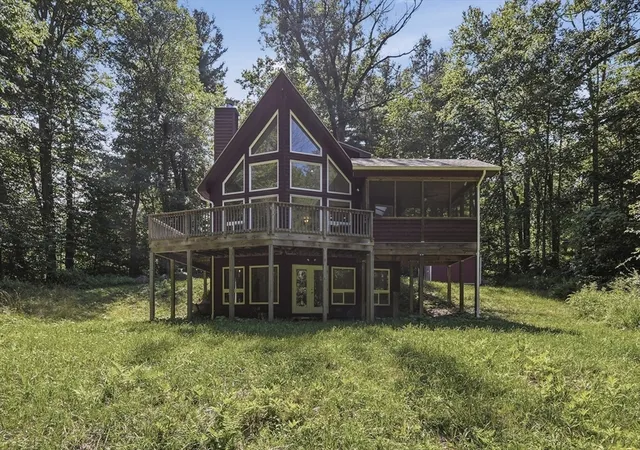1st image of 244 General Knox, Russell, MA 01071 | MLS# 73560559