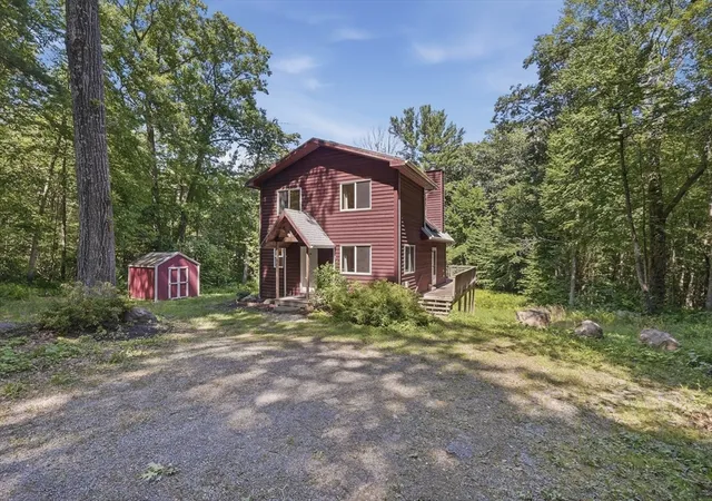 35th image of 244 General Knox, Russell, MA 01071 | MLS# 73560559