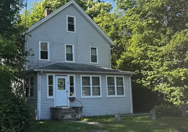Homes for sale in Chicopee, MA | 47 Ward Street, Chicopee, MA 01020 | MLS# 73532346