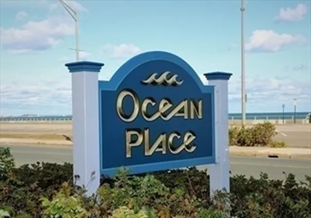 1st image of 121 Nantasket Ave #208, Hull, MA 02045 | MLS# 73563372