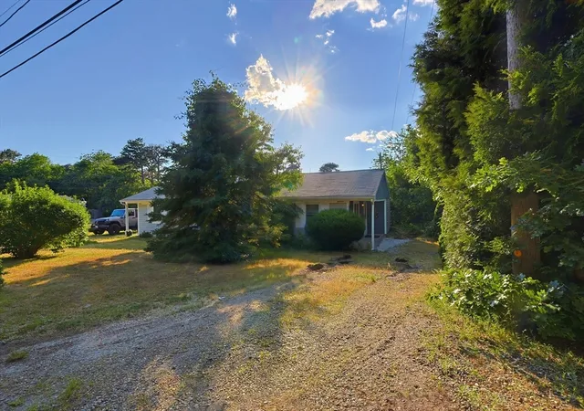 Homes for sale in Yarmouth Port, MA | 18 Cobb Ave, Yarmouth Port, MA 02675 | Houzeo