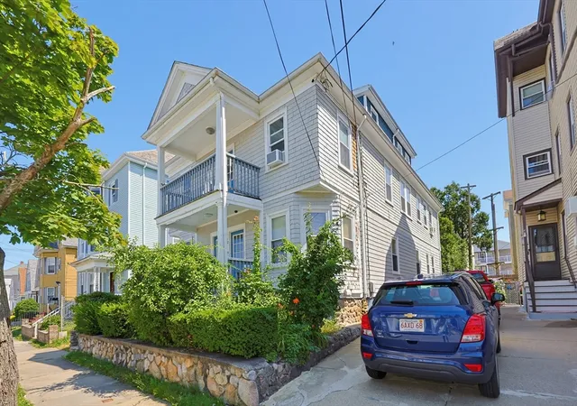 5th image of 258-260 Whitman St, New Bedford, MA 02745 | MLS# 73559551