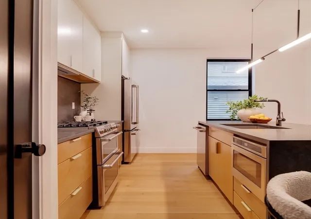 4th image of 182 Tremont St, Somerville, MA 02143