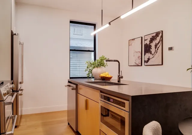 5th image of 182 Tremont St, Somerville, MA 02143