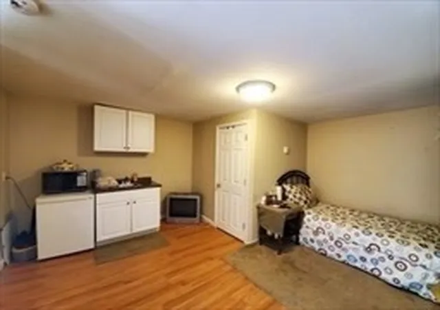 3rd image of 54 Pleasant St, Lowell, MA 01852 | MLS# 73548537
