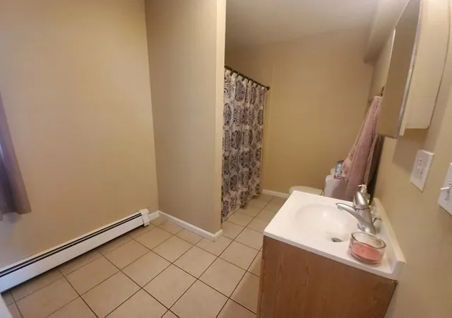 4th image of 54 Pleasant St, Lowell, MA 01852 | MLS# 73548537