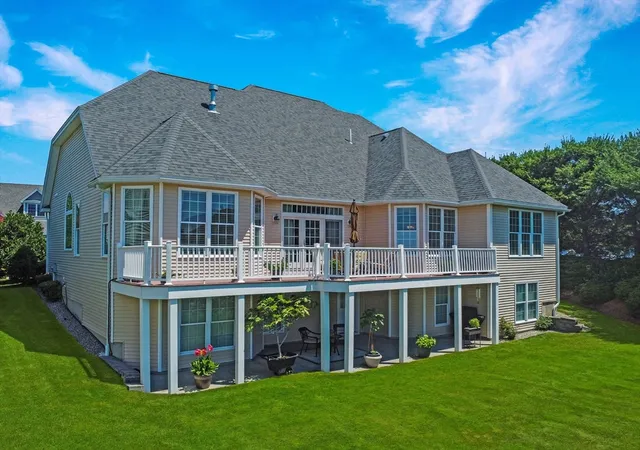 3rd image of 4 Valley View Way, Methuen, MA 01844 | MLS# 73553218