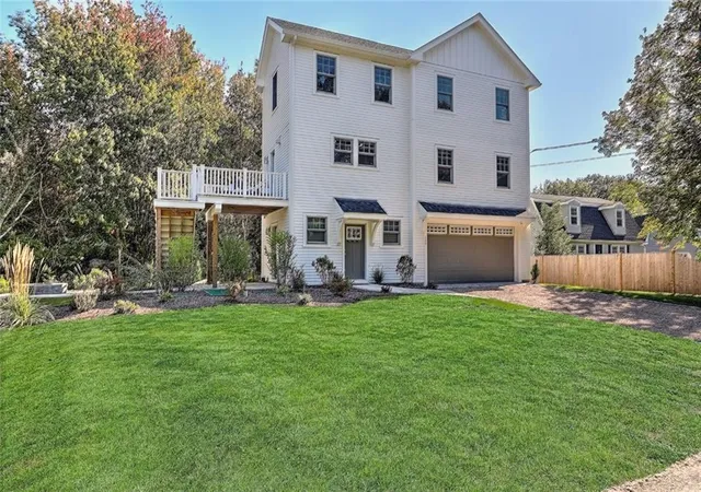 Homes for sale in South Kingstown, RI | 137 Rosebriar Avenue, South Kingstown, RI 02879 | MLS# 73518966