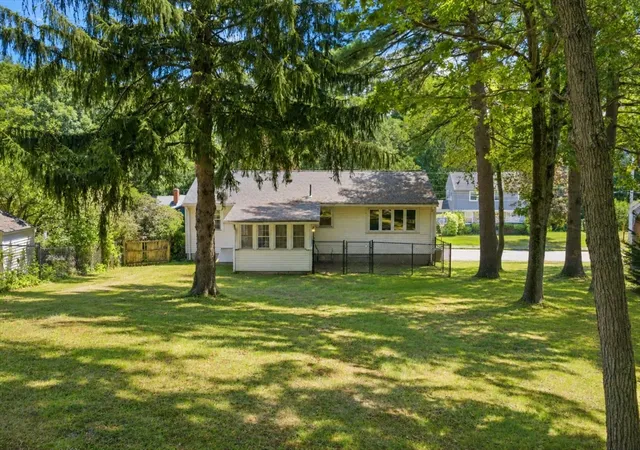Photo 3 of Single family home for sale at 165 King Philip St, Weymouth, MA 02190 | MLS# 73552997 | Listing updated on 2026-09-18