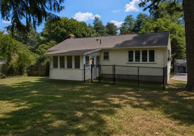Photo 3 of Single family home for sale at 165 King Philip St, Weymouth, MA 02190 | MLS# 73552997 | Listing updated on 2026-09-18