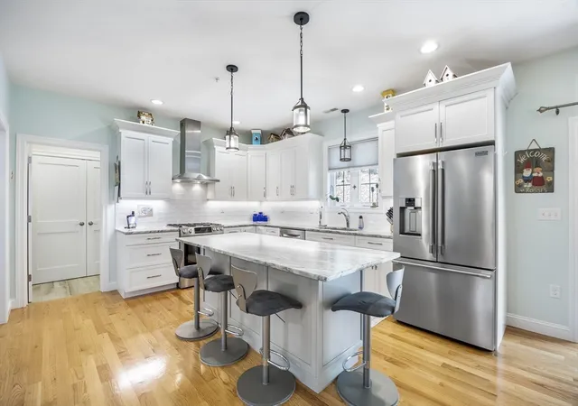 Listing Photo 4 - Condo for sale in building located at 8 Willowdale Cir, Ipswich, MA 01938 - Unit #8