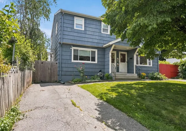 Homes for sale in Lowell, MA | 633 E Merrimack St #633, Lowell, MA 01852 | MLS# 73545278
