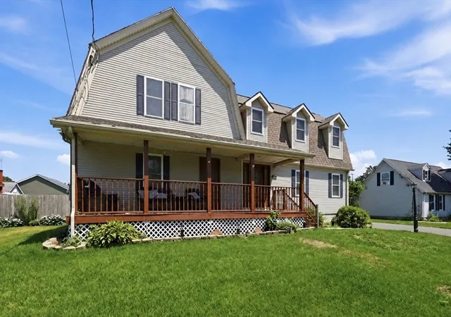 Homes for sale in Chicopee, MA | 26 Paderewski Street, Chicopee, MA 01013 | MLS# 73546095