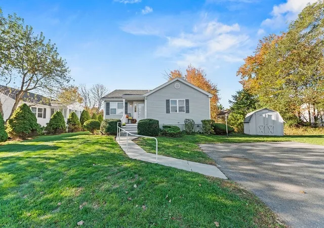 Homes for sale in East Bridgewater, MA | 42 Crystal Water #42, East Bridgewater, MA 02333 | MLS# 73535262