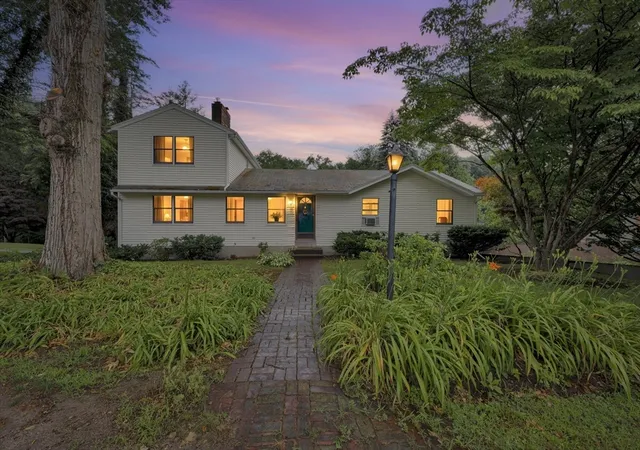 Homes for sale in Dudley, MA | 20 Brentwood Dr, Dudley, MA 01571 | MLS# 73546182