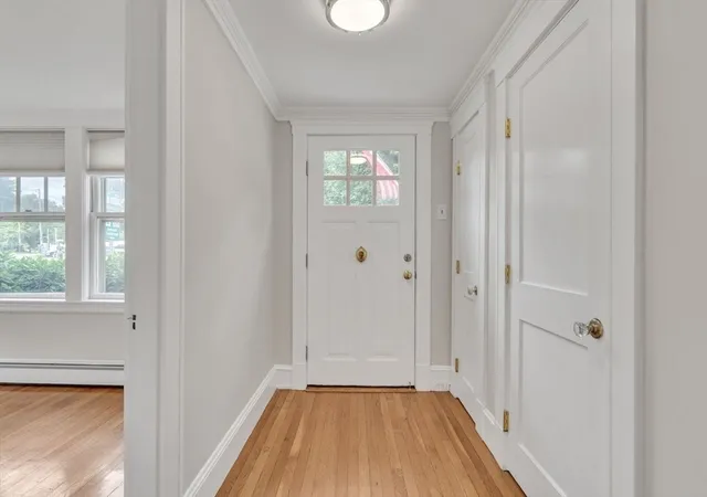 Photo 4 of Single family home for sale at 5 Maple St, Lexington, MA 02420 | MLS# 73565345 | Listing updated on 2026-10-05