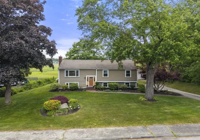 Homes for sale in Marshfield, MA | 18 Liberty Rd, Marshfield, MA 02050 | MLS# 73538111