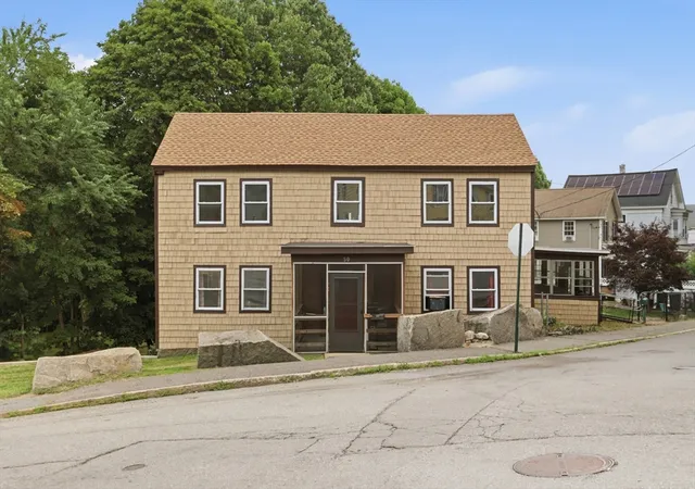 1st image of 91 Walnut, Fitchburg, MA 01420 | MLS# 73550328
