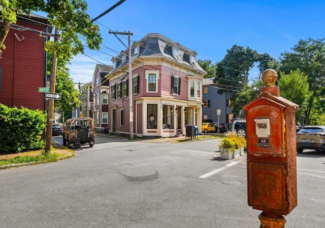 Photo 4 of Condo for sale at 107 Federal St #1, Salem, MA 01970 | MLS# 73563967 | Listing updated on 2026-09-17
