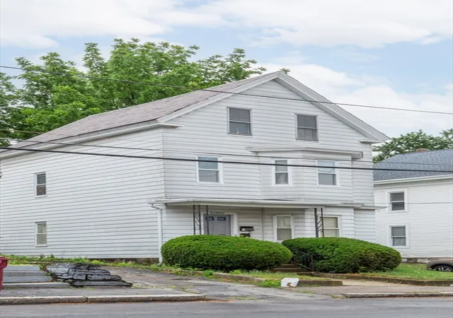 4th image of 21 Myrtle St, Lowell, MA 01850 | MLS# 73541549