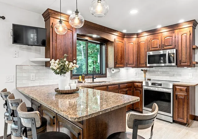 2nd image of 1841 Maple Street, Dighton, MA 02764 | MLS# 73562826