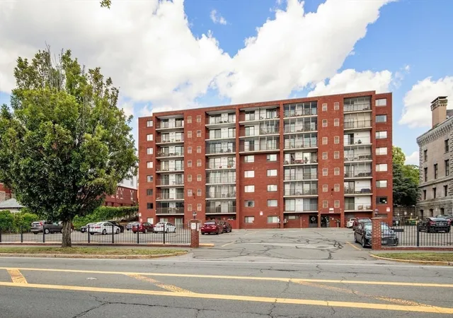 30th image of 100 High St #206, Medford, MA 02155 | MLS# 73563816