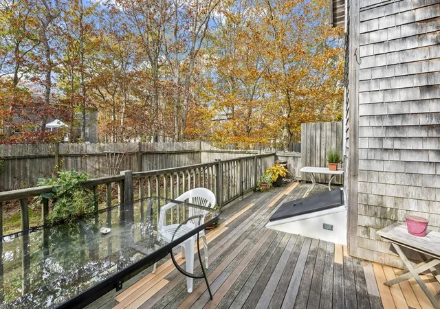 4th image of 12 Wheelhouse Way, Oak Bluffs, MA 02557 | MLS# 73471135