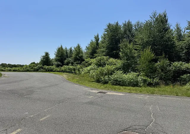 Homes for sale in Belchertown, MA | 225-72 Spring Hill, Belchertown, MA 01007 | MLS# 73547875