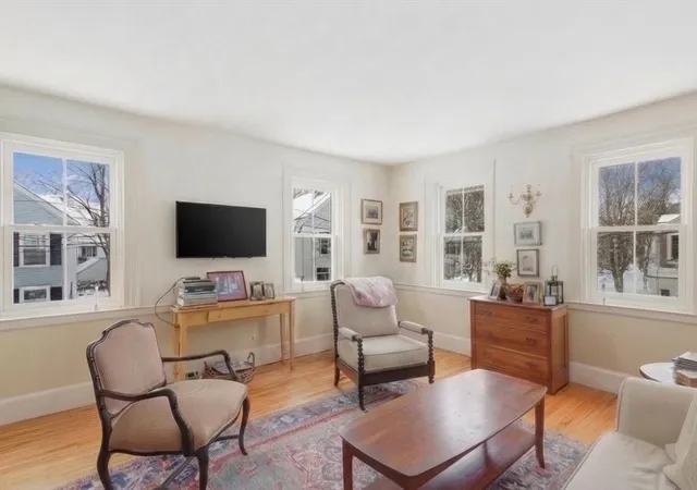 4th image of 12 Parsons St, Newburyport, MA 01950