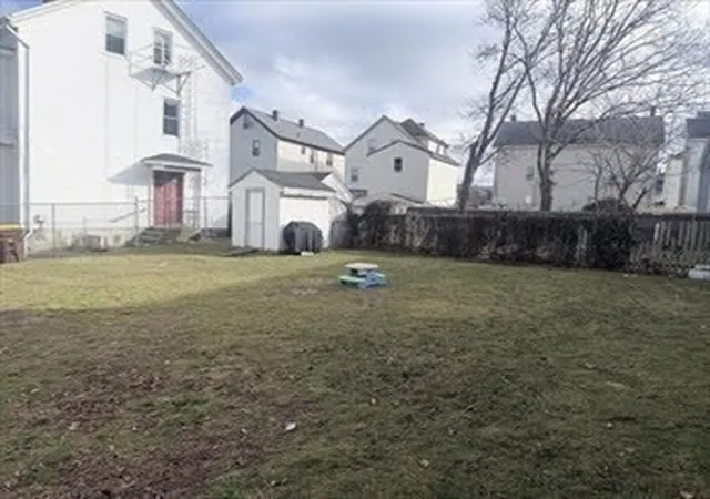 Listing Photo 4 - Condo for sale in building located at 1852 S Main St, Fall River, MA 02724