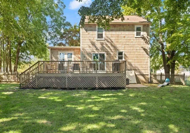 2nd image of 240 East Street, East Weymouth, MA 02189 | MLS# 73559599